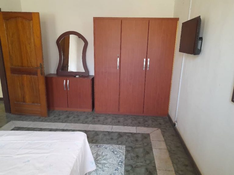 airbnb Mccarthy Hill Accra Ghana 4 768x576