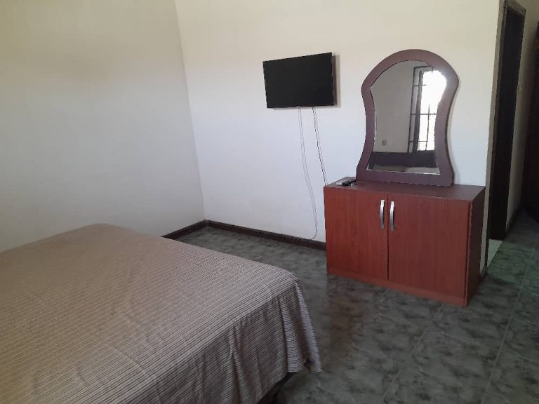 airbnb Mccarthy Hill Accra Ghana 5 768x576