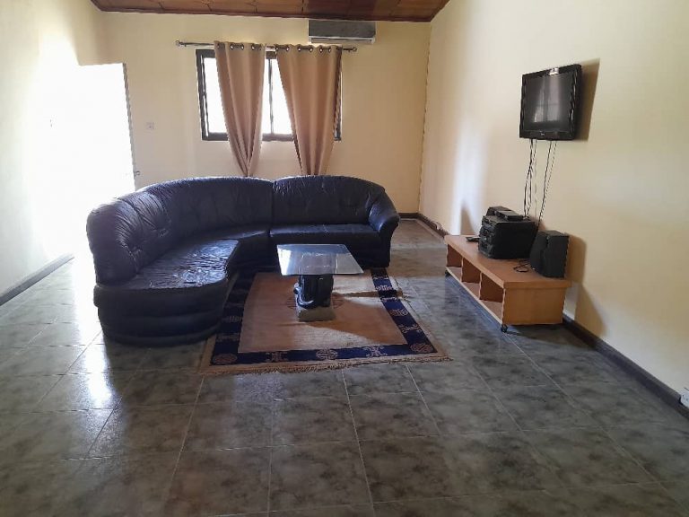 airbnb Mccarthy Hill Accra Ghana 768x576